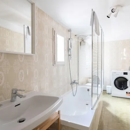 Santo Stefano, By Short Holidays Apartment *