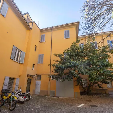 Apartment Santo Stefano, By Short Holidays